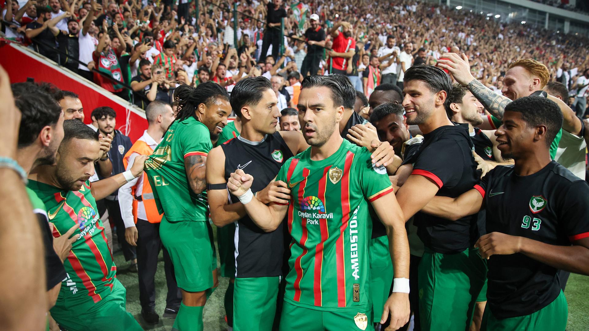 Amedspor'un Tarihi Zirve Yürüyüşü: Beşiktaş Galibiyeti ve Yeni Bir Süper Lig Düzeni