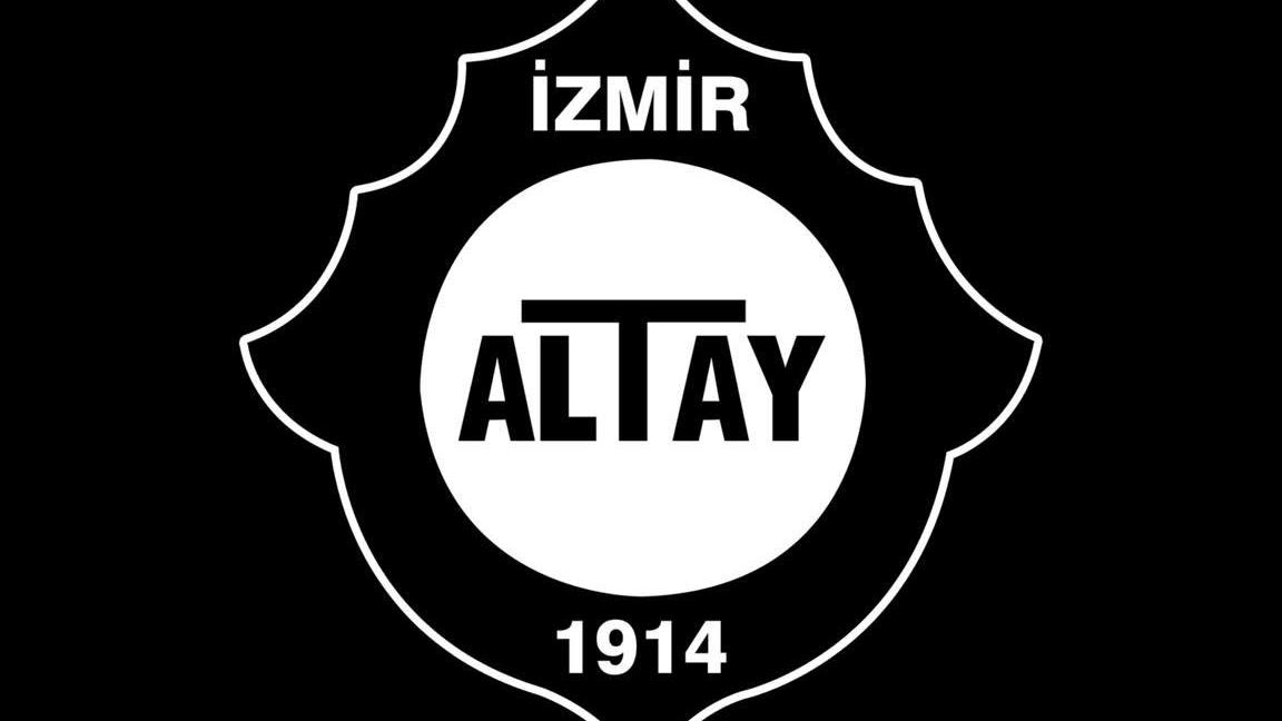 Altay'da Kayyım Davası Ertelendi: İzmir'in Çınarı İçin Kritik Süreç