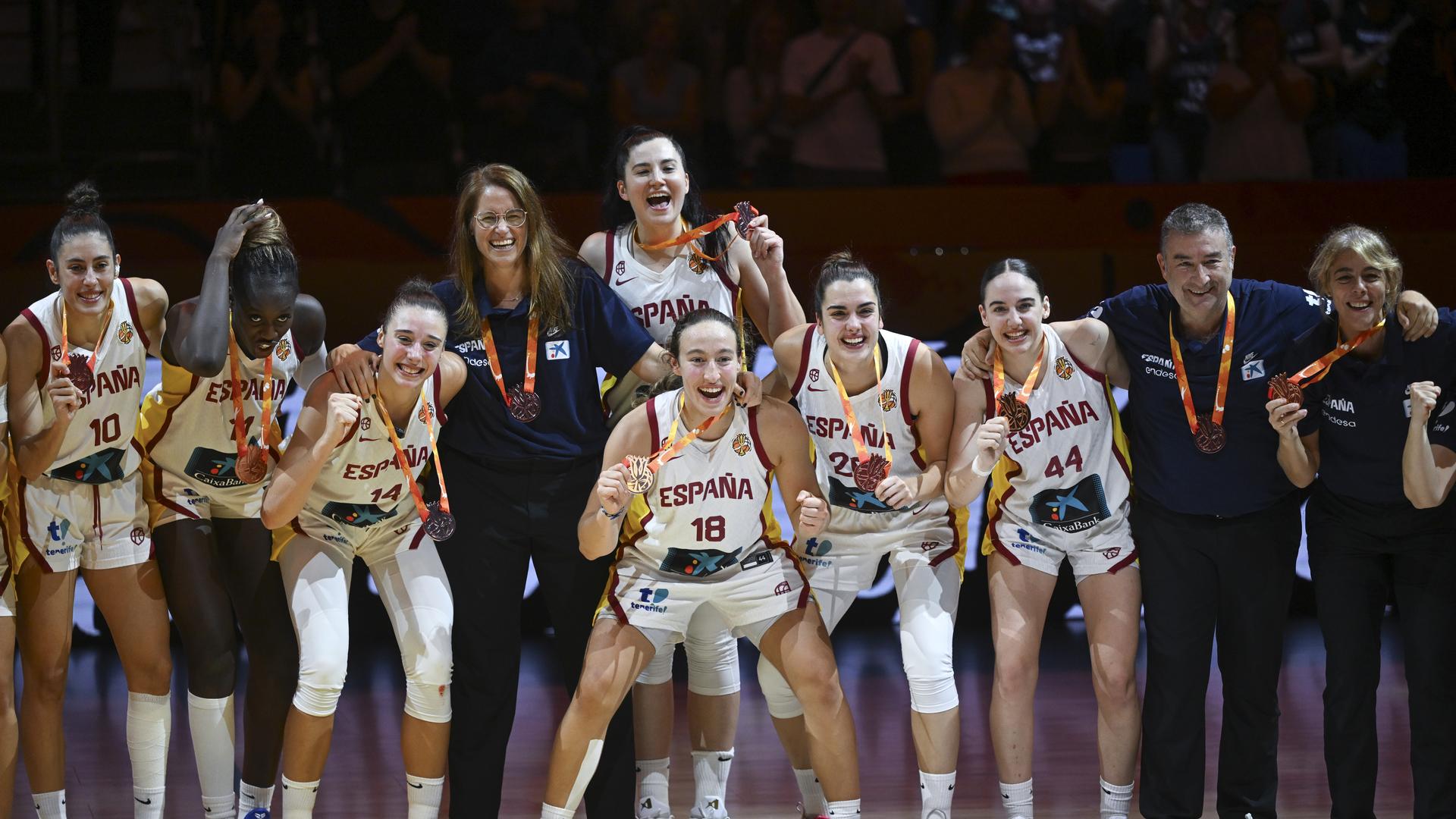 FIBA 2026'da İspanya fırtınası: Almanya'yı devirip bronz madalyaya uzandı