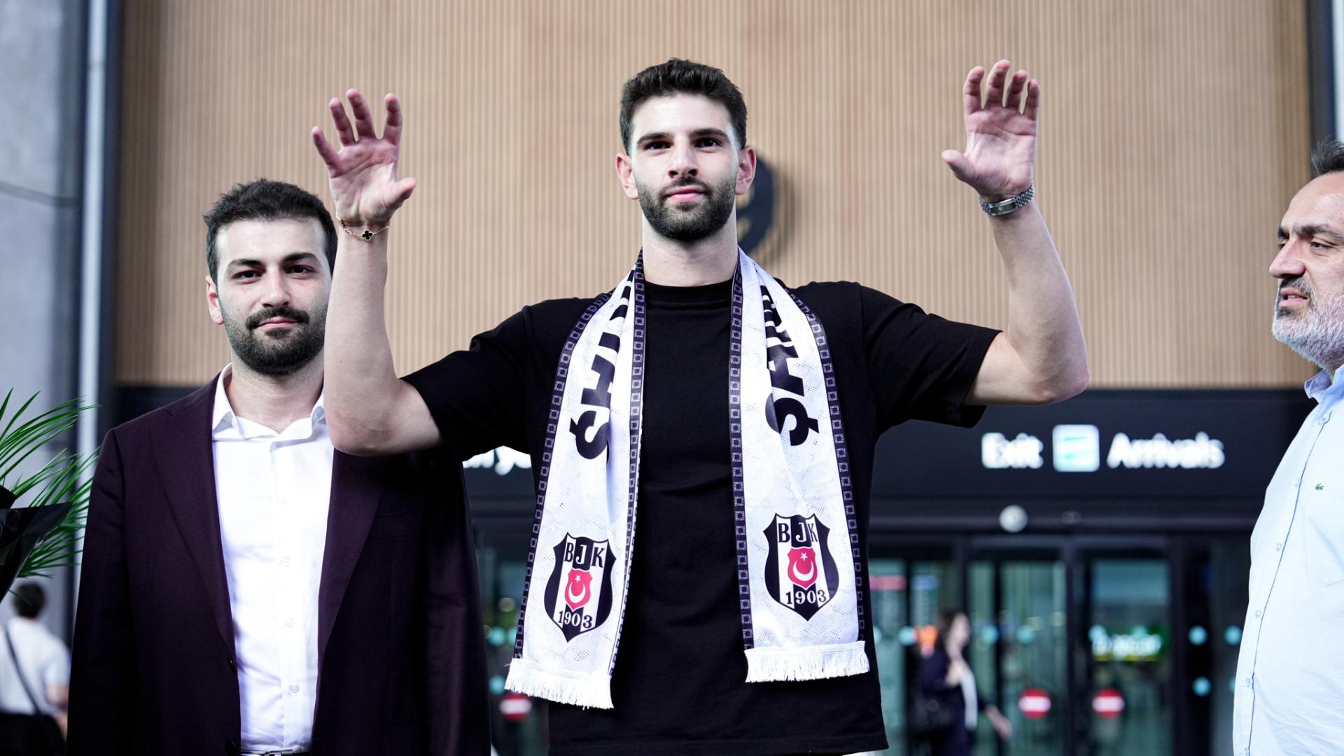 Sıcak Gelişme: Ümit Akdağ, Beşiktaş için İstanbul'da!