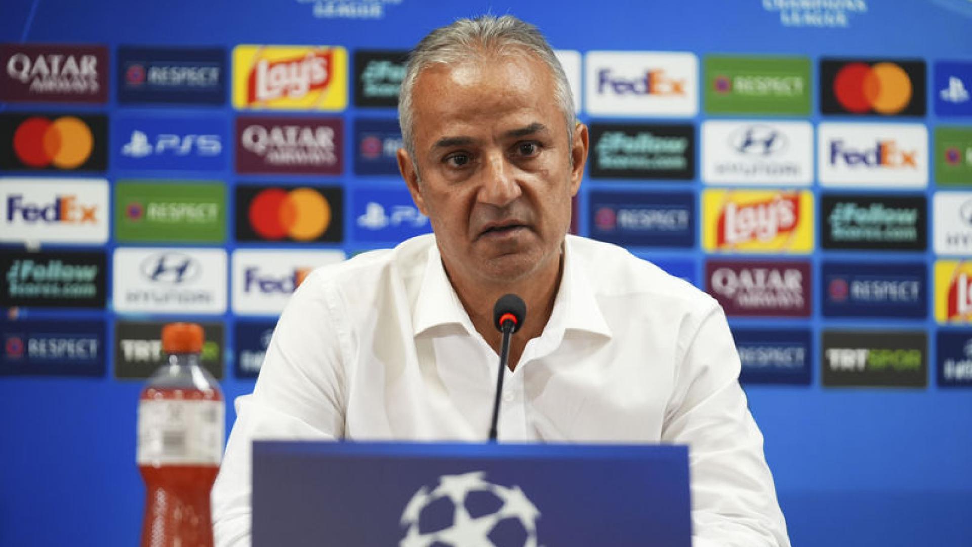 Fenerbahçe'de İsmail Kartal Dönemi: İstikrar Arayışı ve Yeni Sezonun Şifreleri
