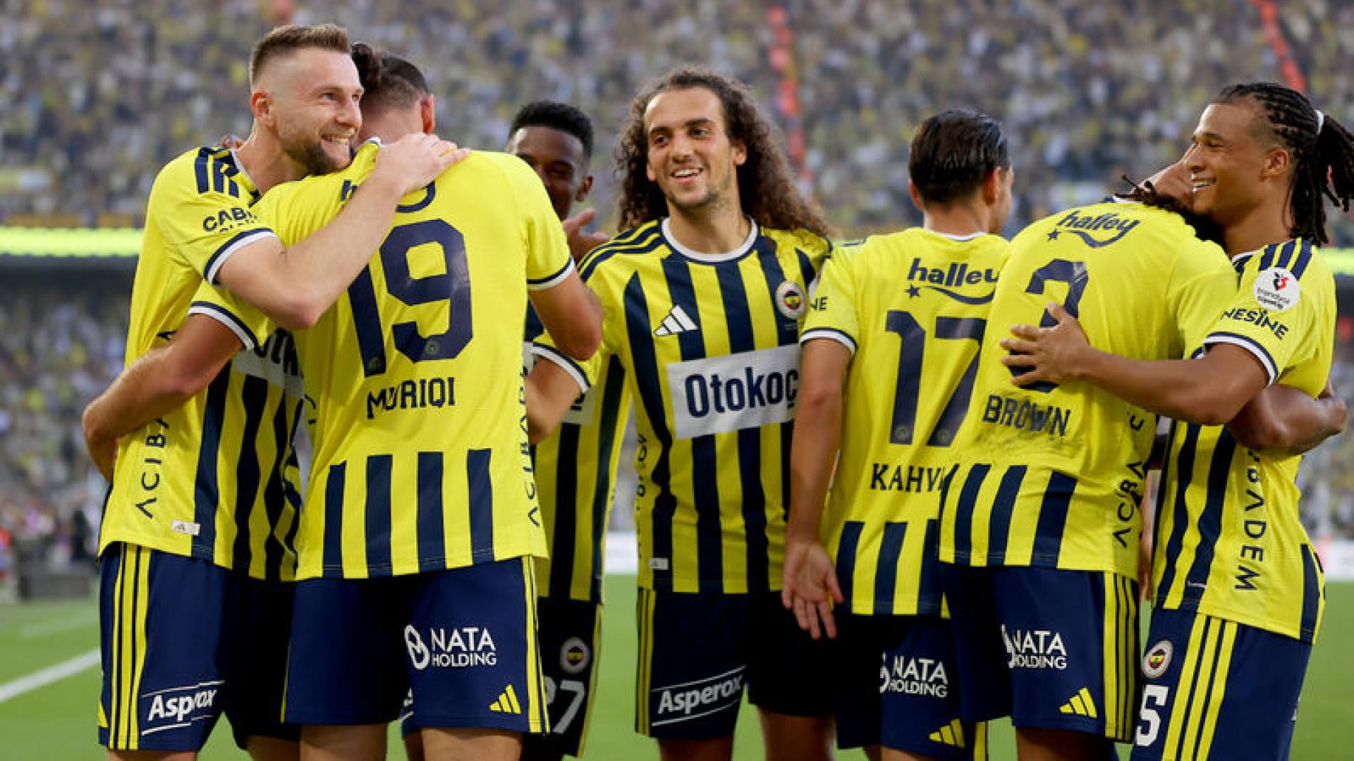 Fenerbahçe'de 8-0'lık Eyüpspor Galibiyeti: Taktiksel Bir Kusursuzluk Manifestosu