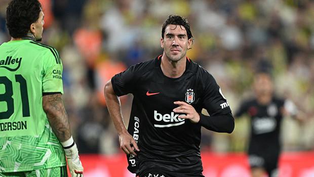 Son Dakika: Dusan Vlahovic, derbiyi de boş geçmedi! 26 yıl s...