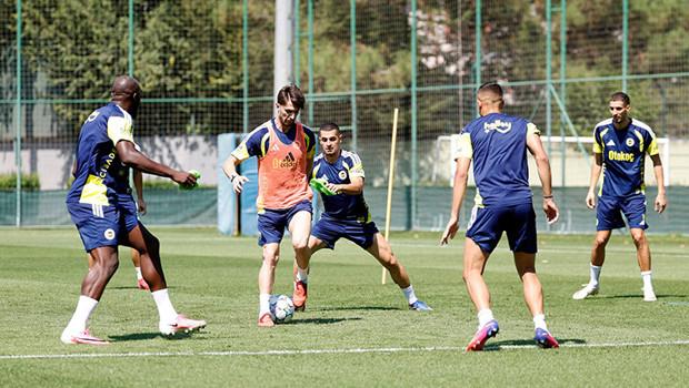 Transfer Masası: Fenerbahçe, Roma maçı hazırlıklarına başladı...