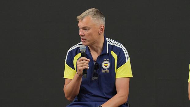 Jasikevicius'un Fenerbahçe'si: Beşiktaş Derbisi Öncesi Taktiksel Devrim