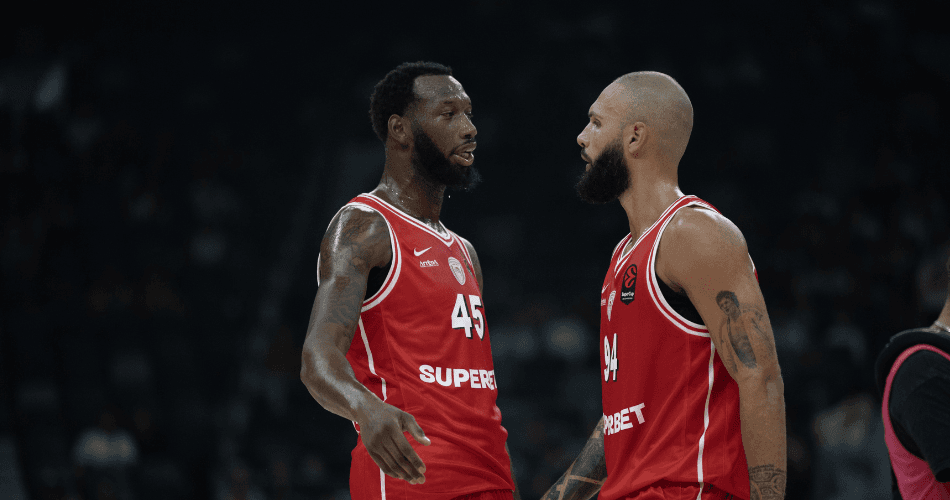 Abu Dhabi'de Dramatik Final: Olympiakos, Fournier ile Fenerbahçe'yi Devirdi