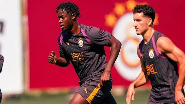 Kulis: Galatasaray'ın yeni transferi ilk antrenmanına çıktı