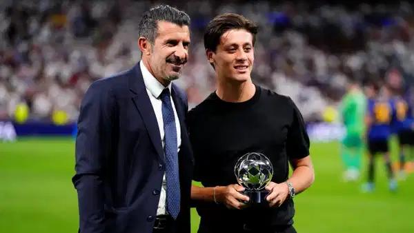 UEFA Şampiyonlar Ligi'nde Arda Güler'e büyük onur!