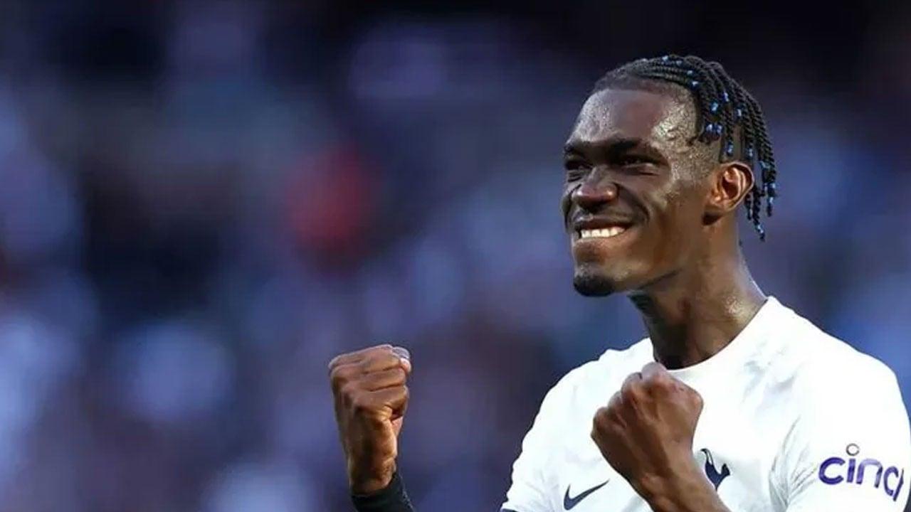 Ajax'ta Yeni Dönem: Yves Bissouma Transferi ve Orta Saha Devrimi