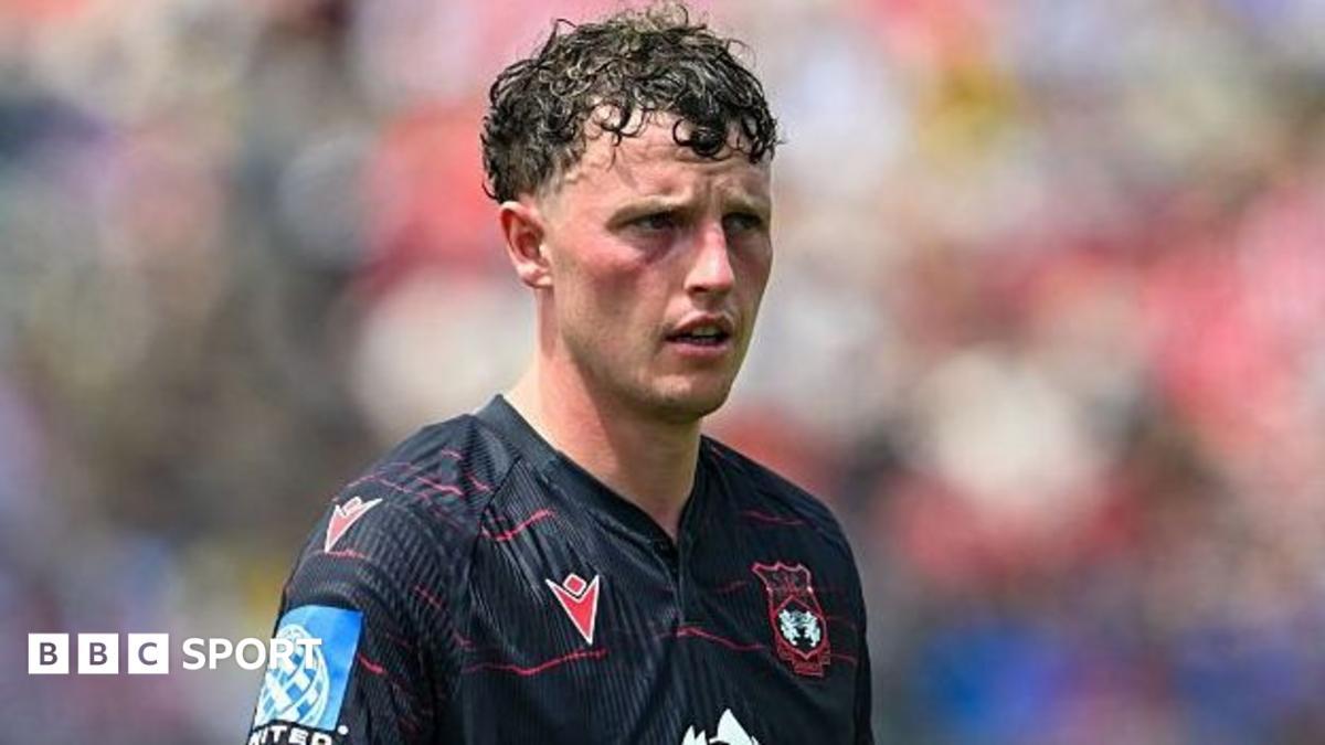 Nathan Broadhead Şoku: Wrexham’ın Hücum Hattında Zorunlu Revizyon ve Galler Krizi
